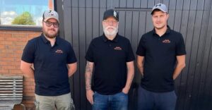 Team från AF Byggservice för sidan om företagets arbetsområden i Jönköpings län. AF Byggservice utgår från Sävsjö och hjälper husägare i flera orter i Jönköpings län med hembesök, offert och byggtjänster.